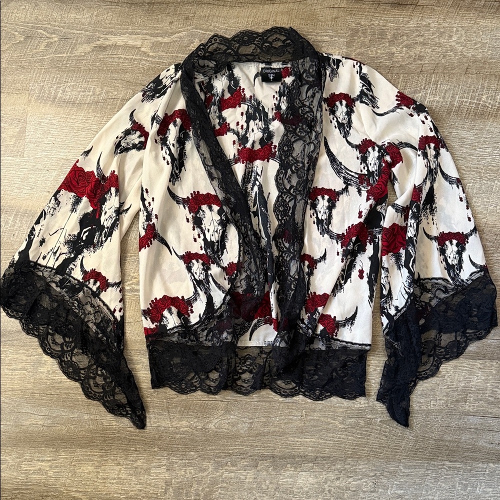 LF Goth Lace Shawl Size 8/M